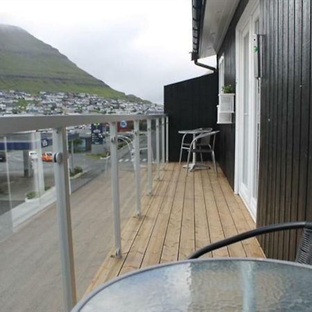 Private Spacious Home In City Center Klaksvík 외부 사진