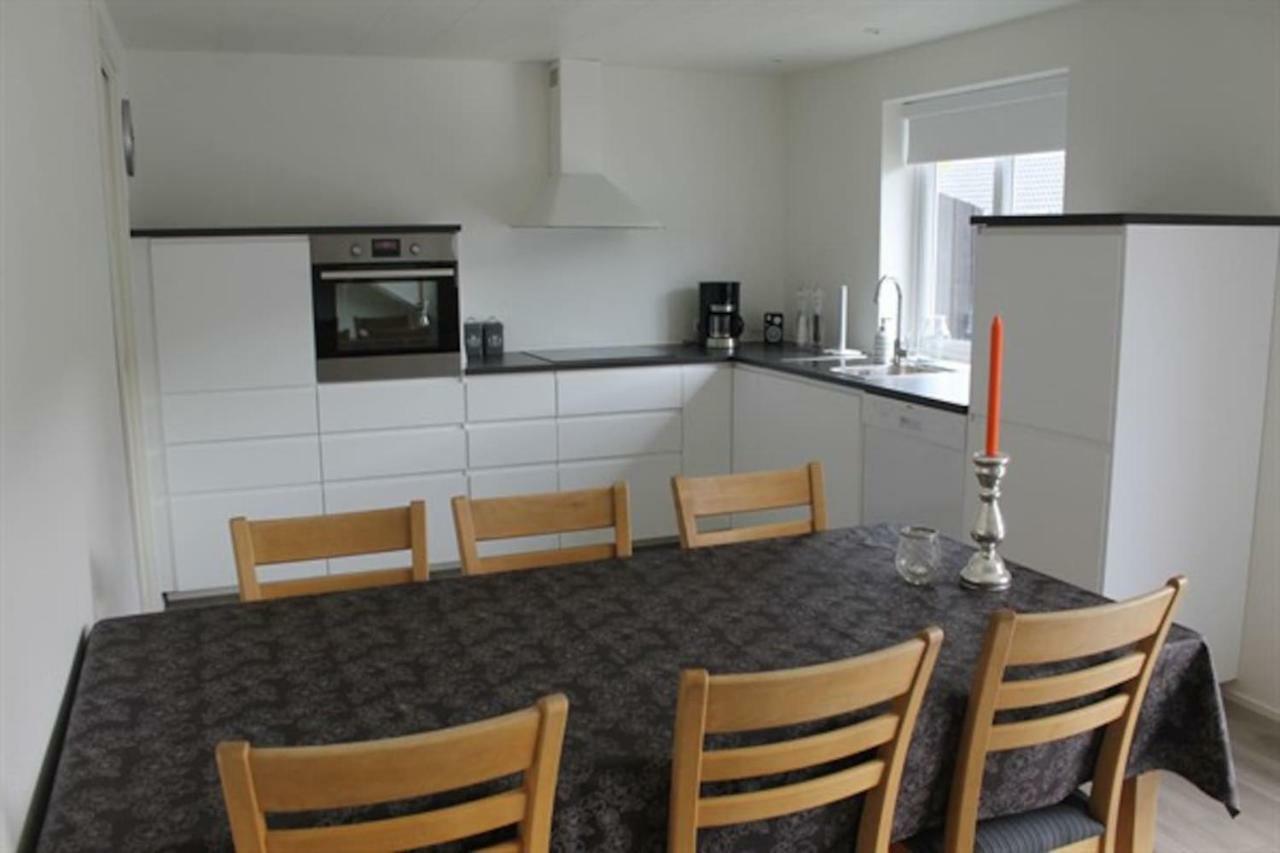 Private Spacious Home In City Center Klaksvík 외부 사진